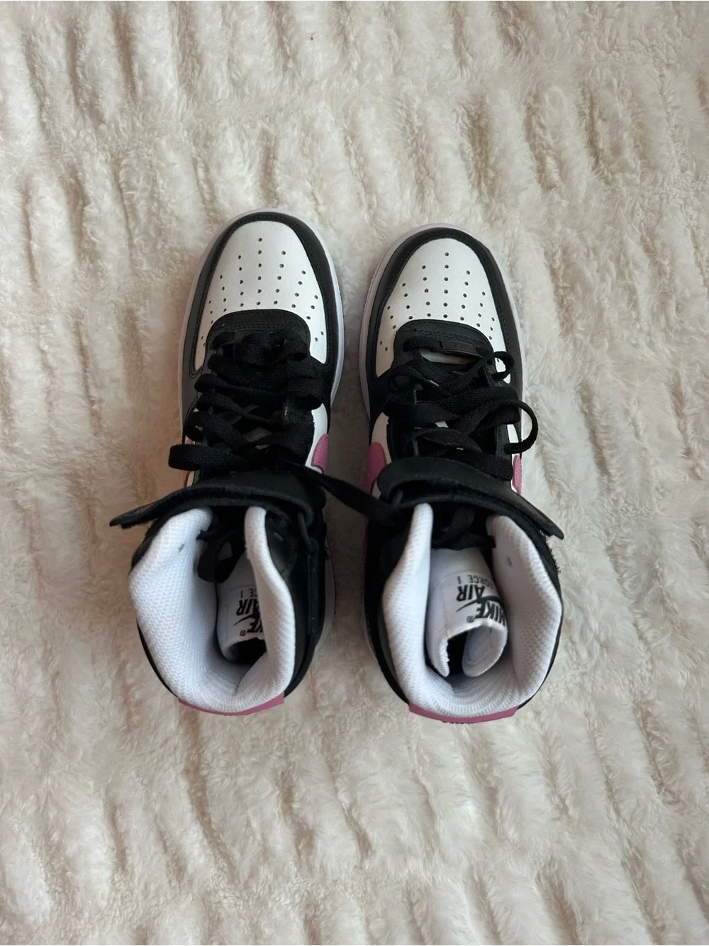 Nike stylish mid