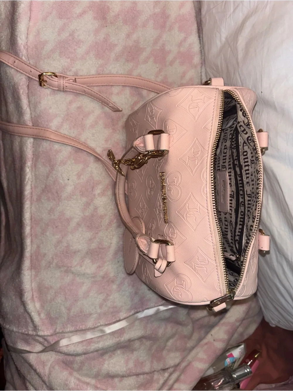 Juicy Couture chic juicy