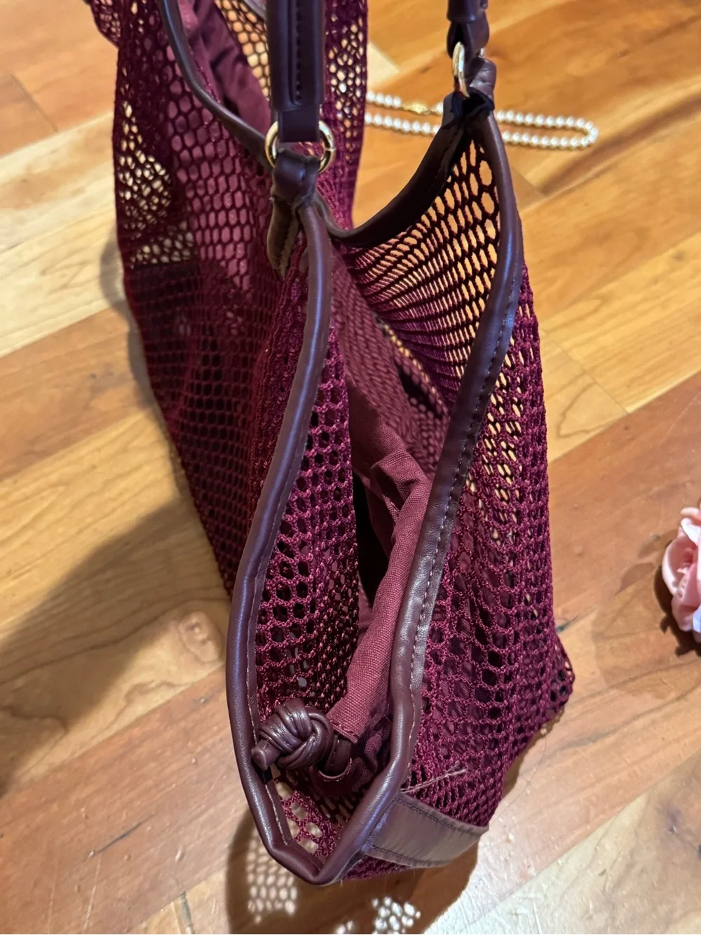 N/A stylish burgundy