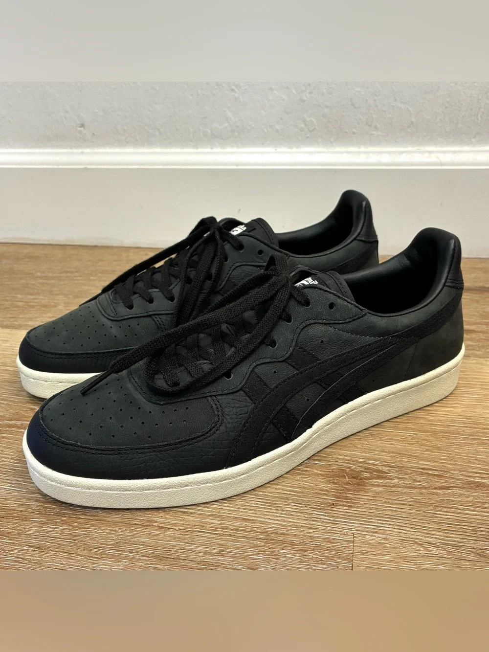 Onitsuka Tiger by Asics onitsuka tiger