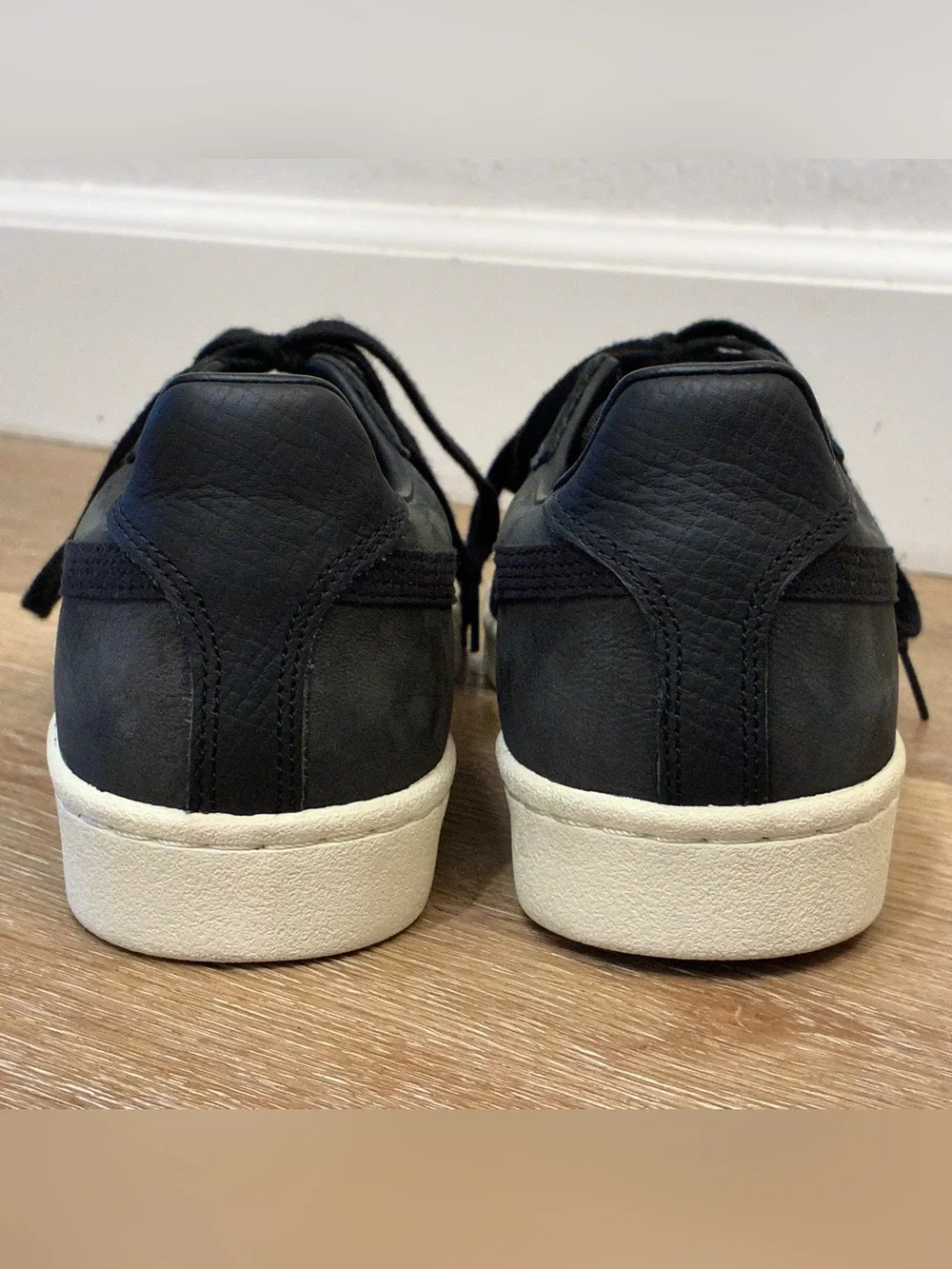 Onitsuka Tiger by Asics onitsuka tiger