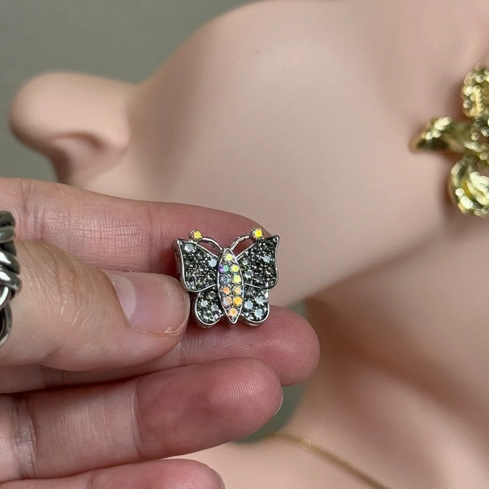 ⚜️💎 Elegant Silver Butterfly Brooch 🦋❤️‍🔥