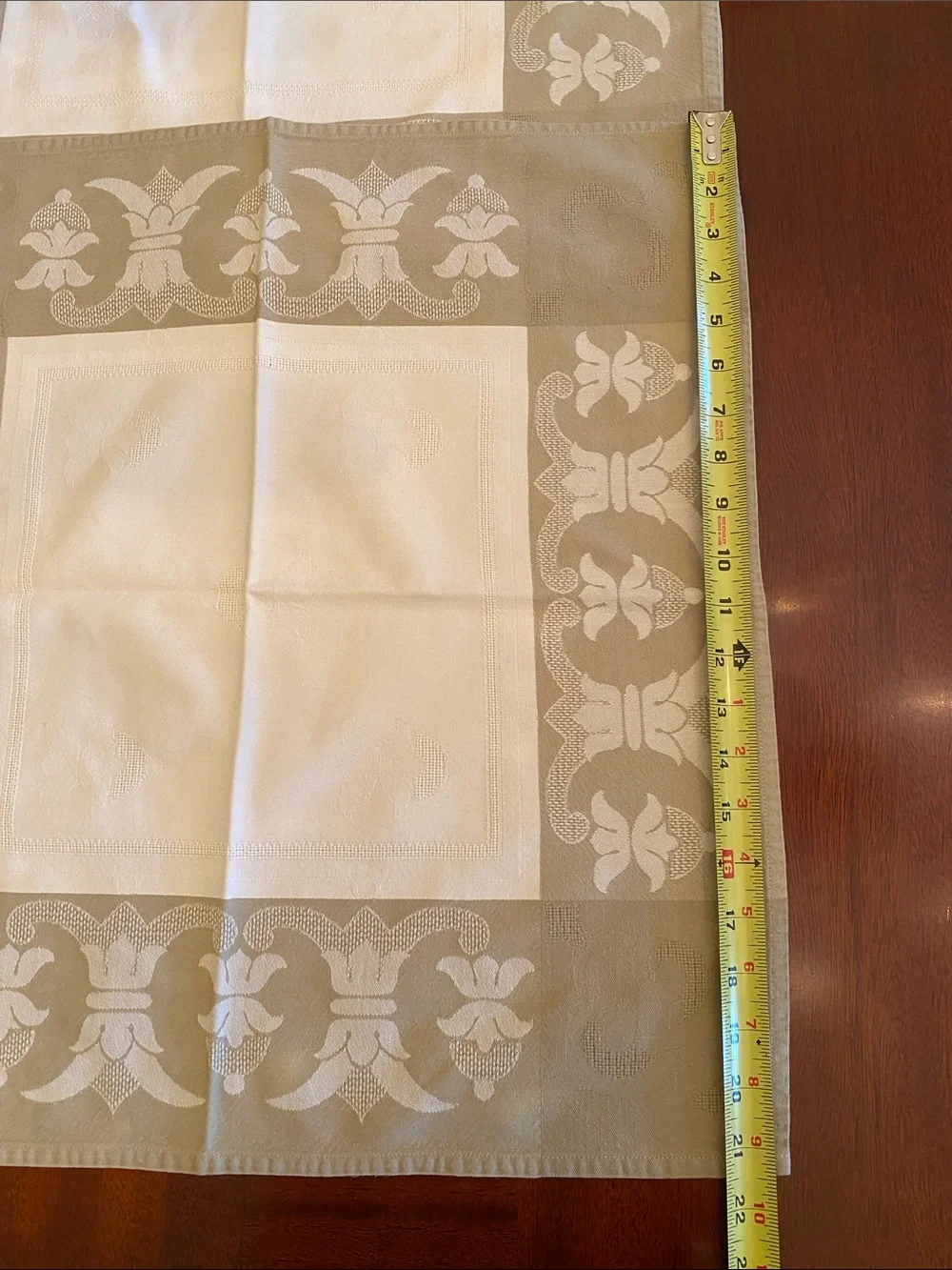 Le Jacquard Francais Primrose Bordier Pour Tablecloth & 4 napkins  100% Cotton