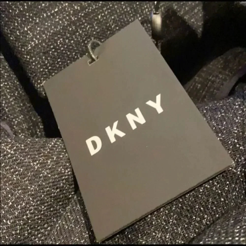 Dkny blazer description