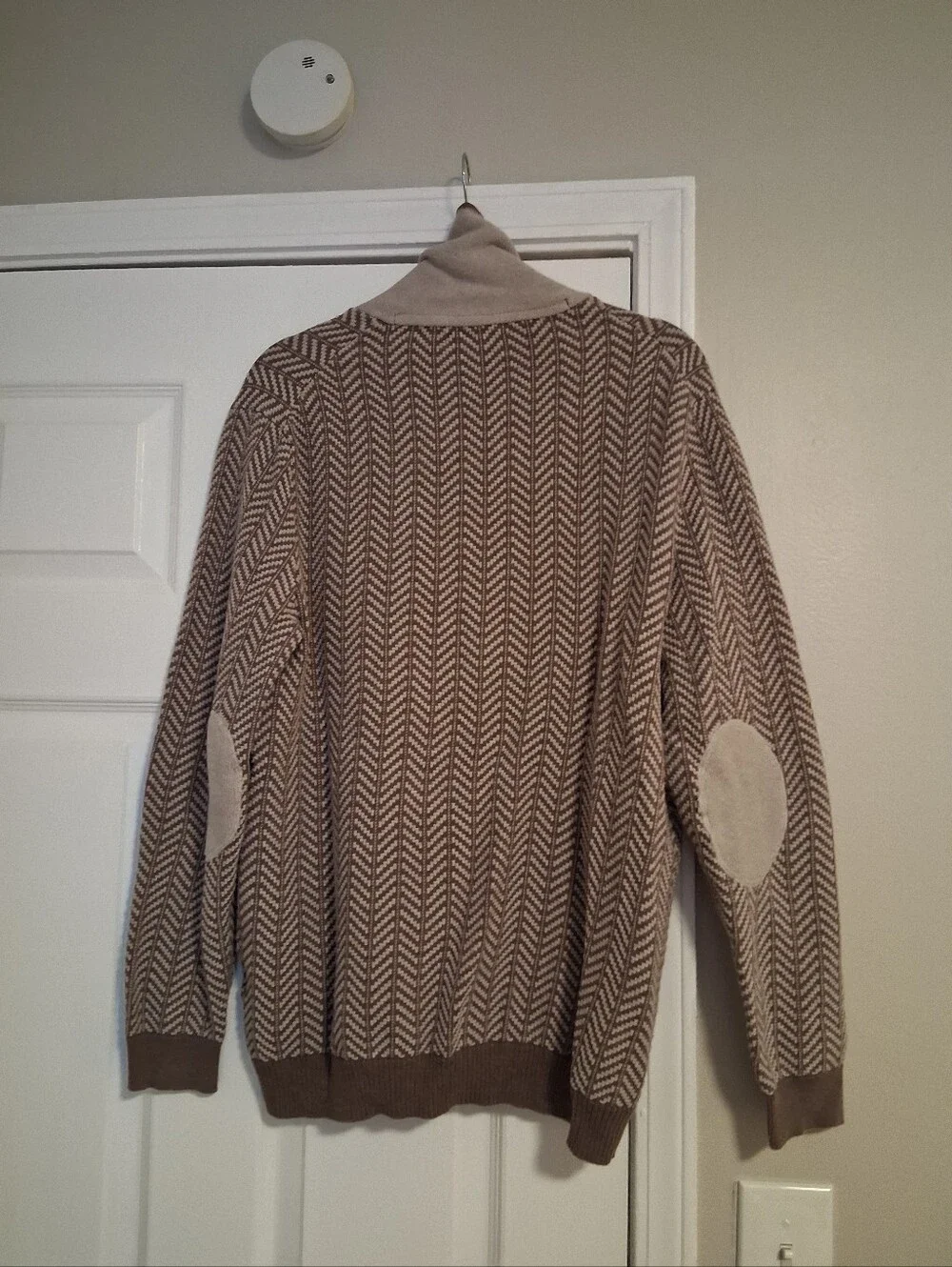 Tasso Elba cozy tan