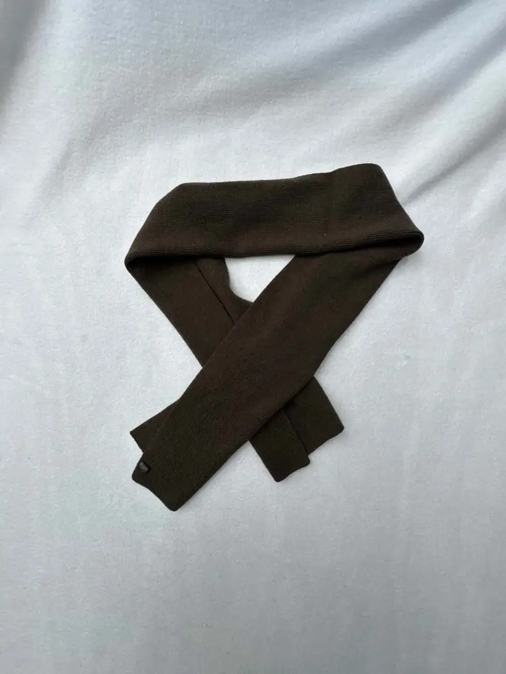 100% Extrafine Italian Merino Wool Ribbed Scarf in Chocolate Brown