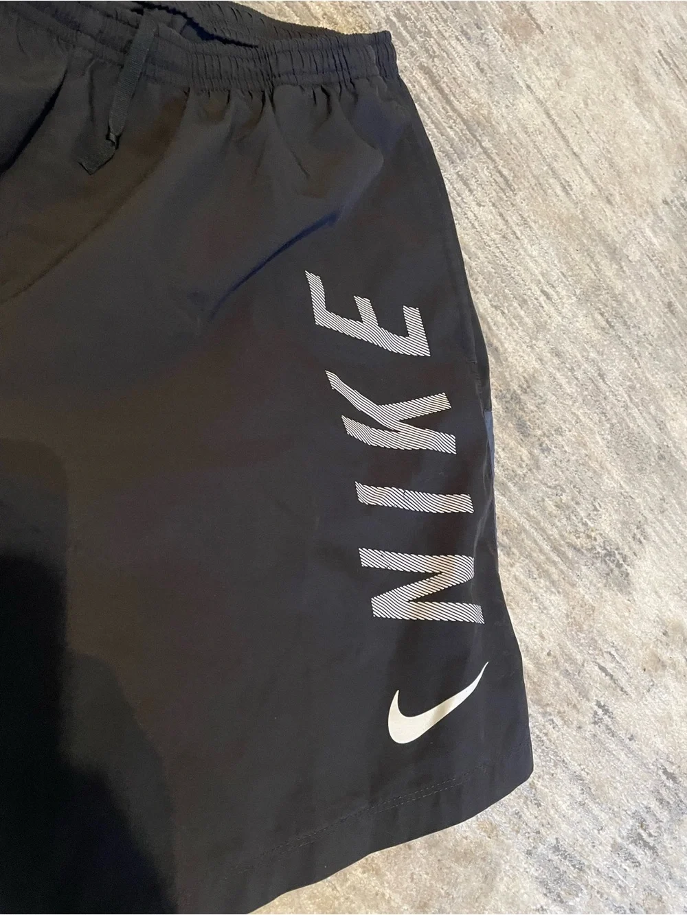 Nike men black