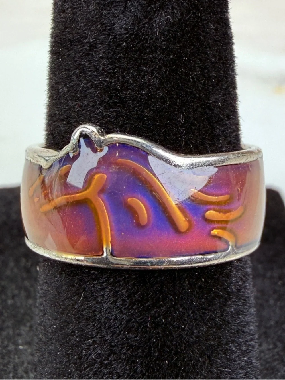 Vintage, silvertone, orange yellow blue green animal horse band ring