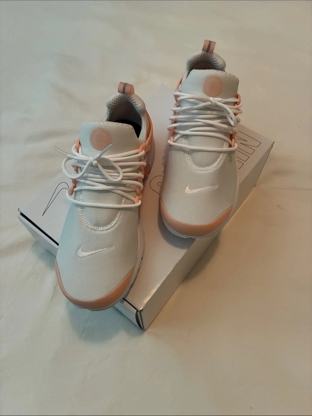 Nike lightweight sneakers