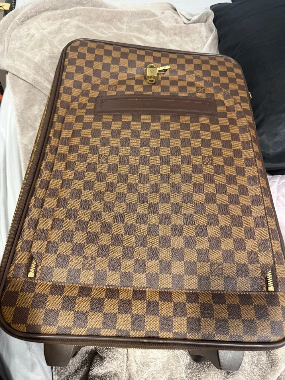 Louis Vuitton louis vuitton