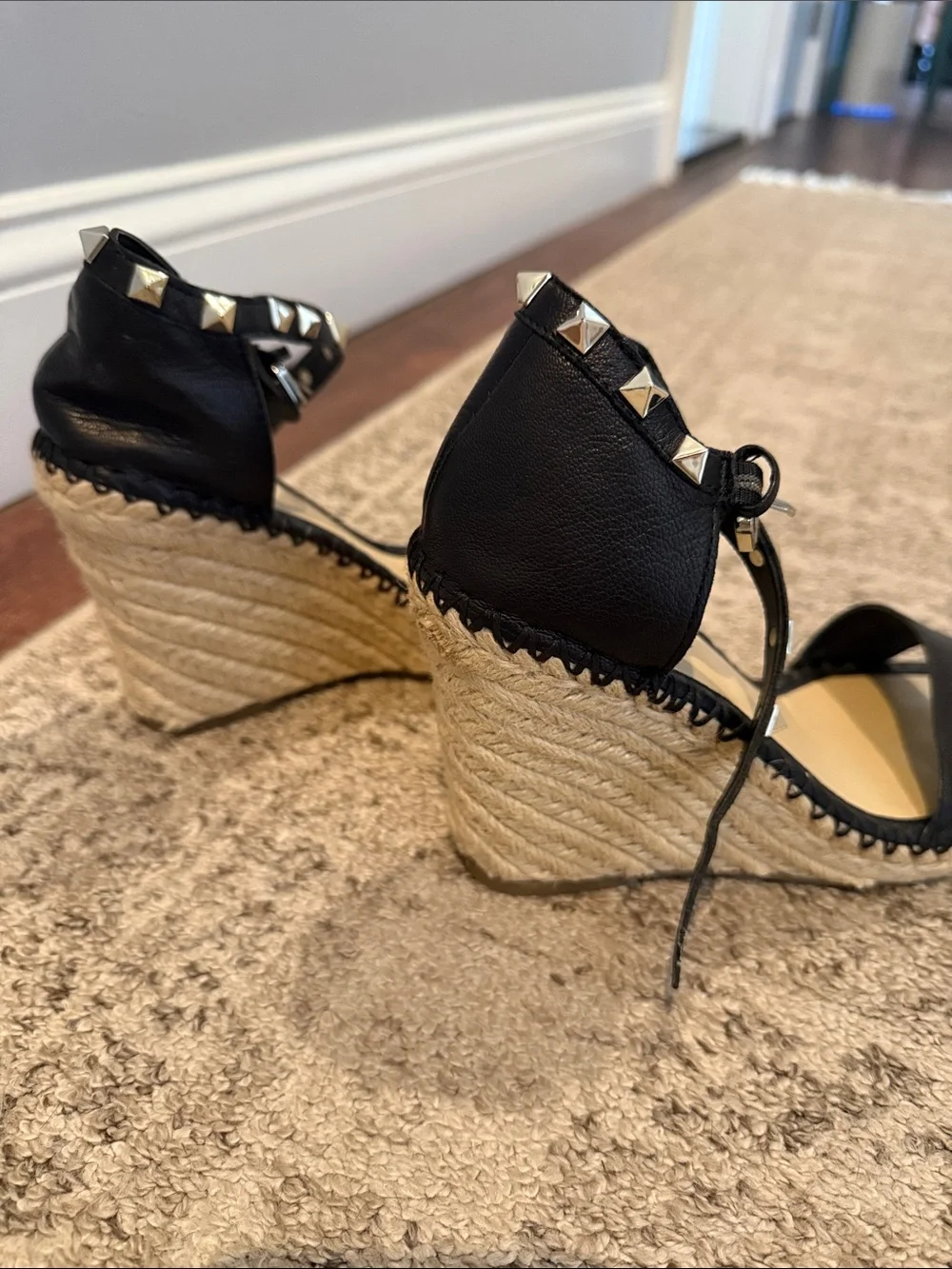 Marc Fisher chic black