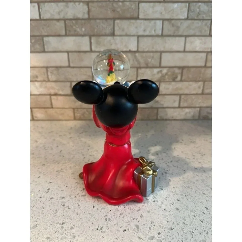 Disney mouse marks