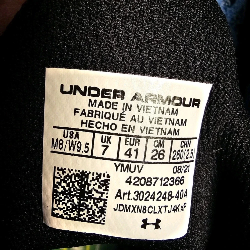 Under Armour product pair