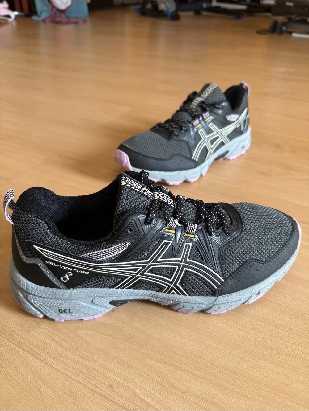 ASICS WOMENS GEL VENTURE 8 TRAIL WALKING RUNNING SHOE SNEAKER WATER RESIST SZ 10