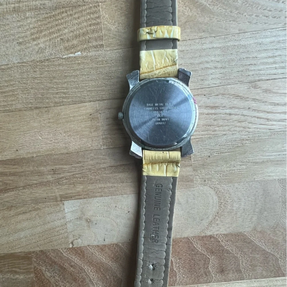 Anne Klein ladies silver tone yellow leather dress watch NEW BATTERY