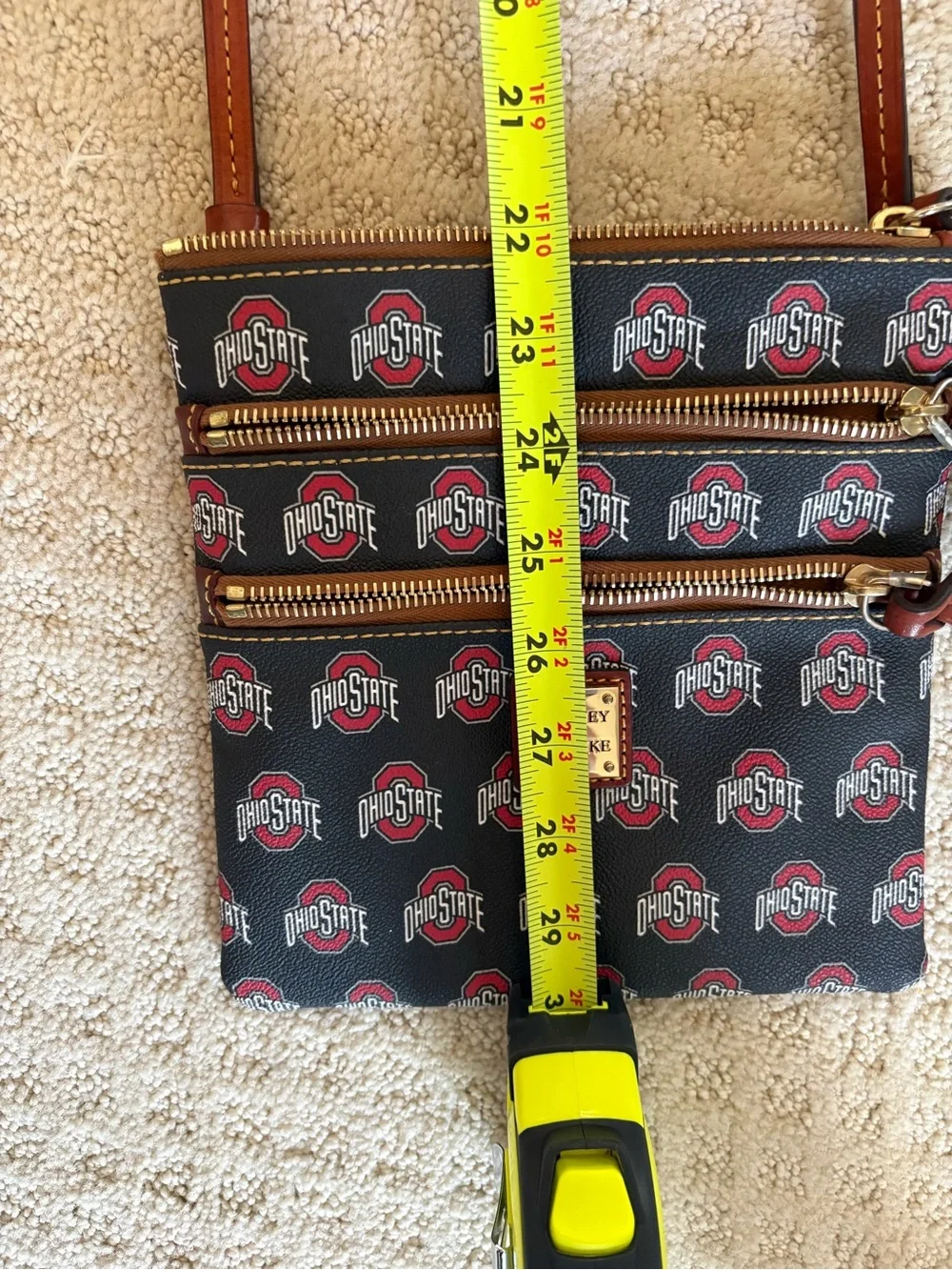 Dooney & Bourke authentic dooney