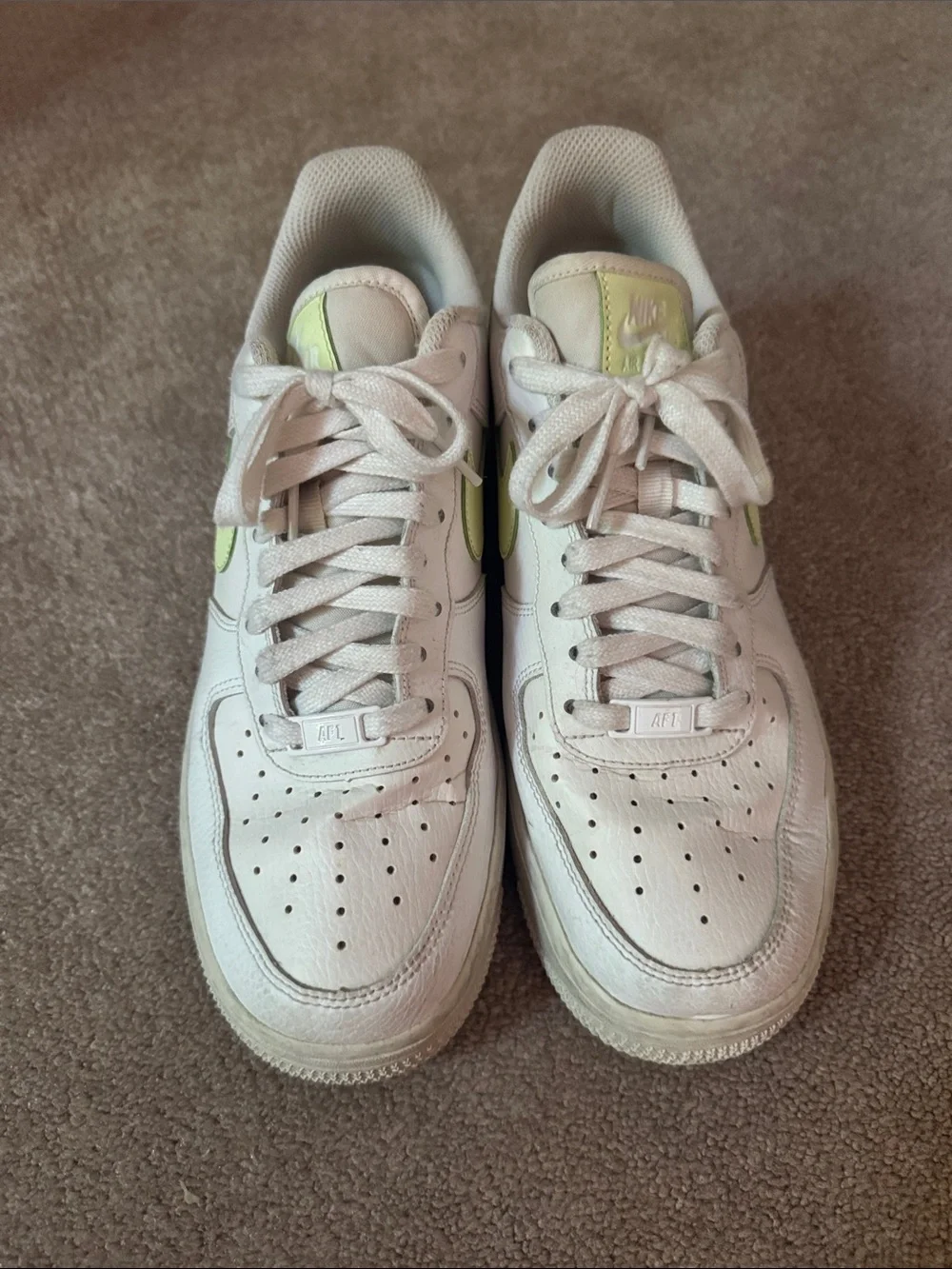 Nike low top