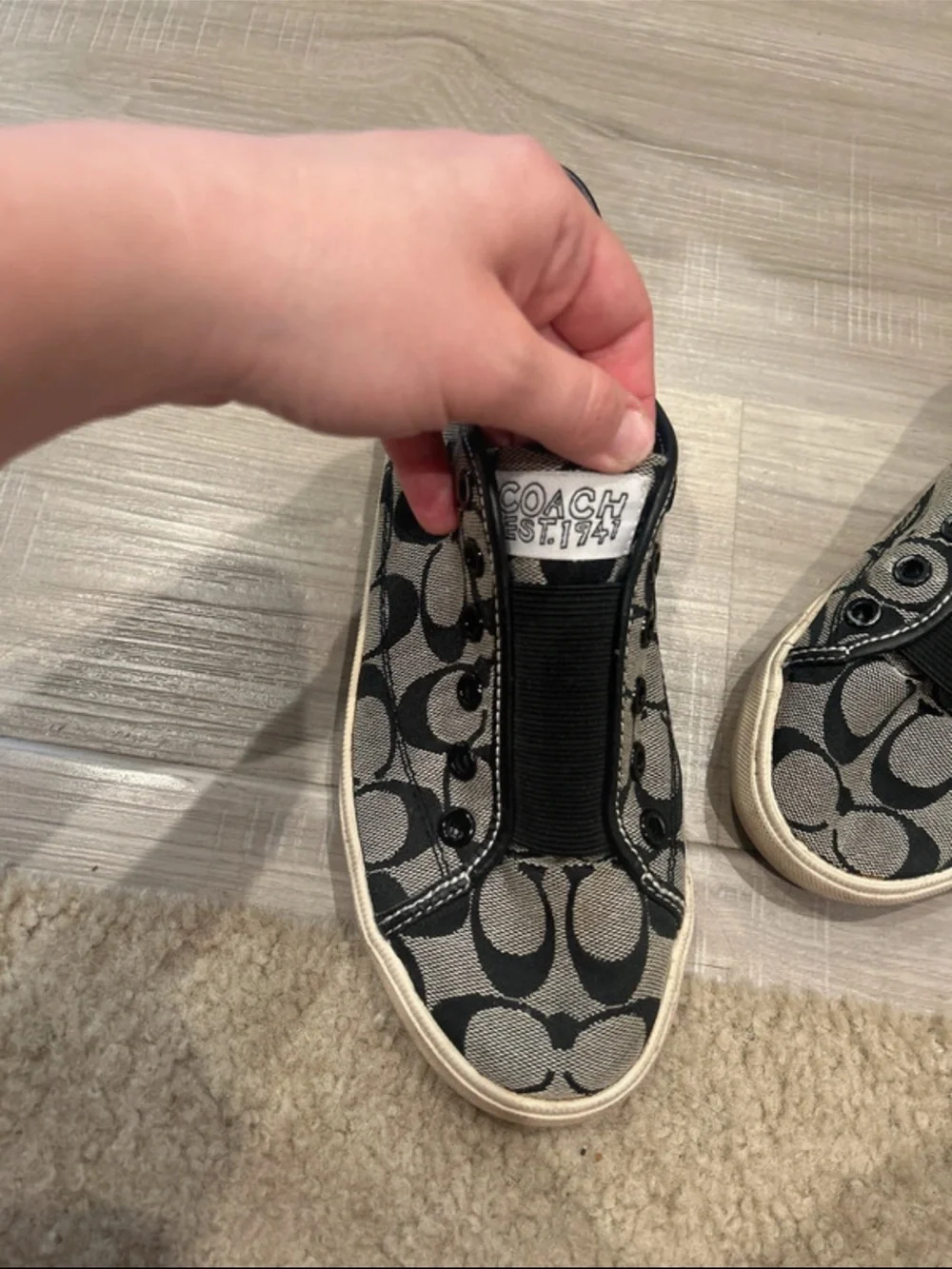 Coach size these