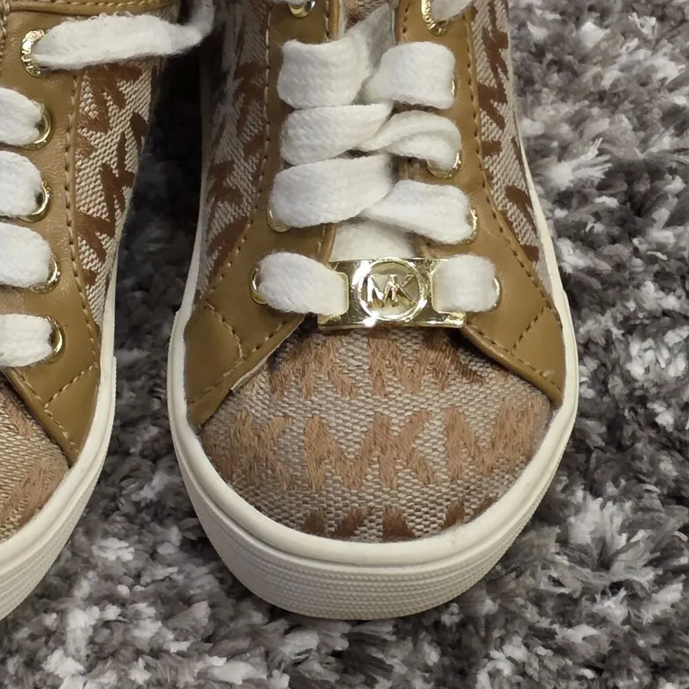 Michael Kors iconic mk