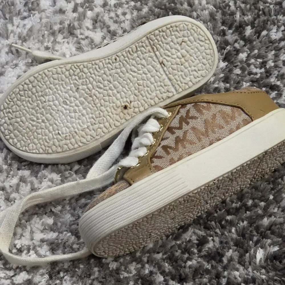 Michael Kors iconic mk
