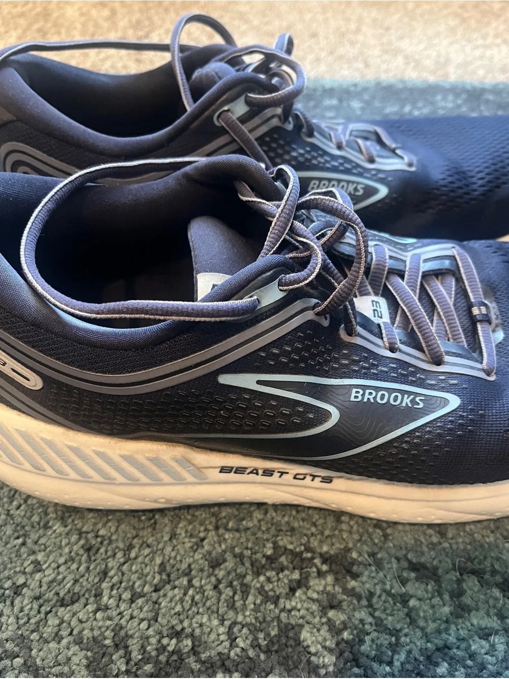 Brooks lightweight running
