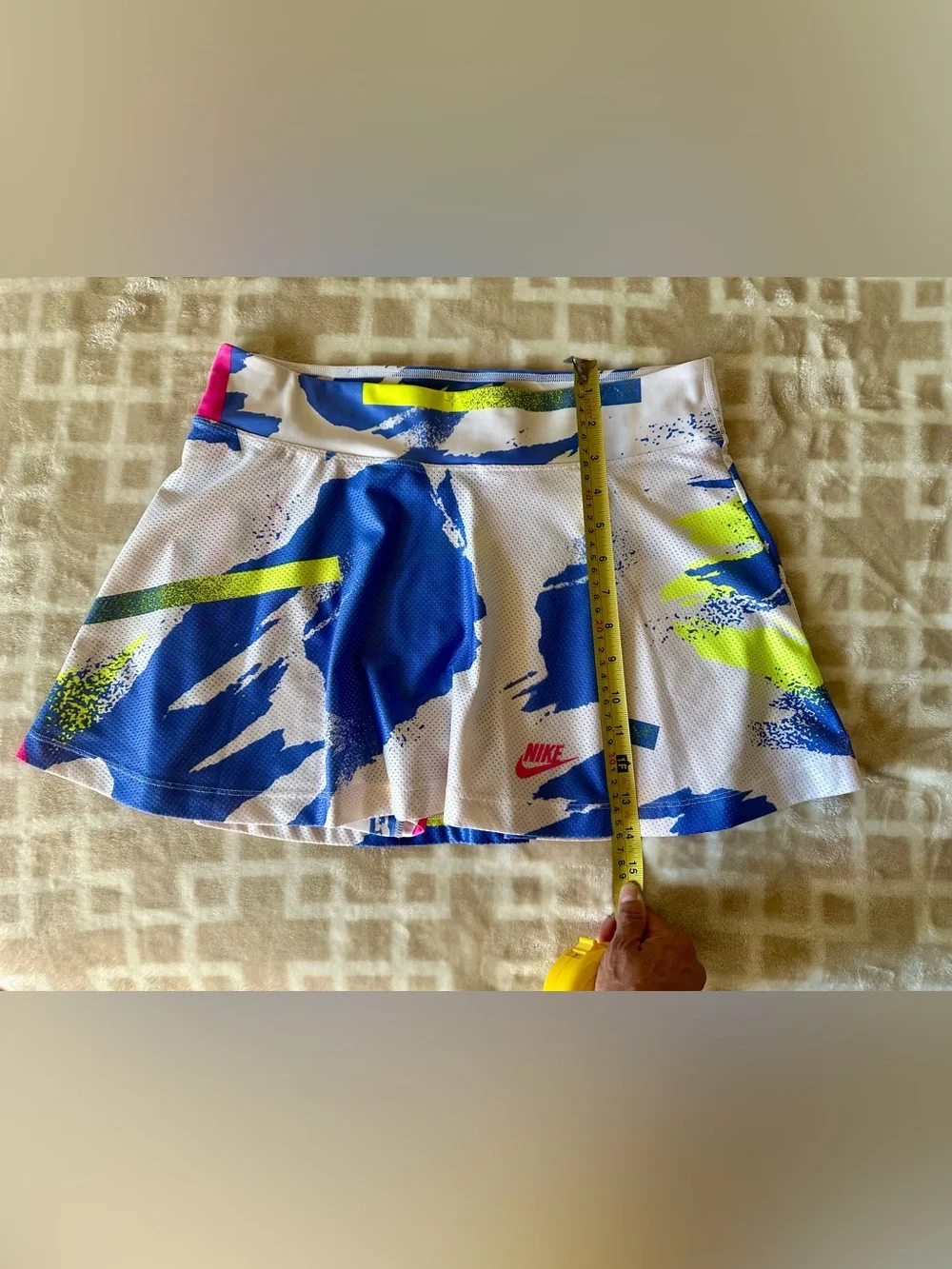 Nike breathable neon tennis
