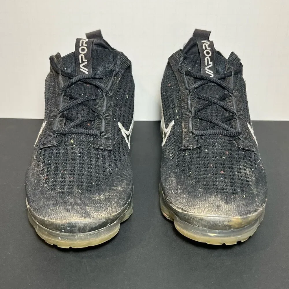 Womens NIKE Air VaporMax Flyknit 2021 Black Athletic Shoes / Size 8.5