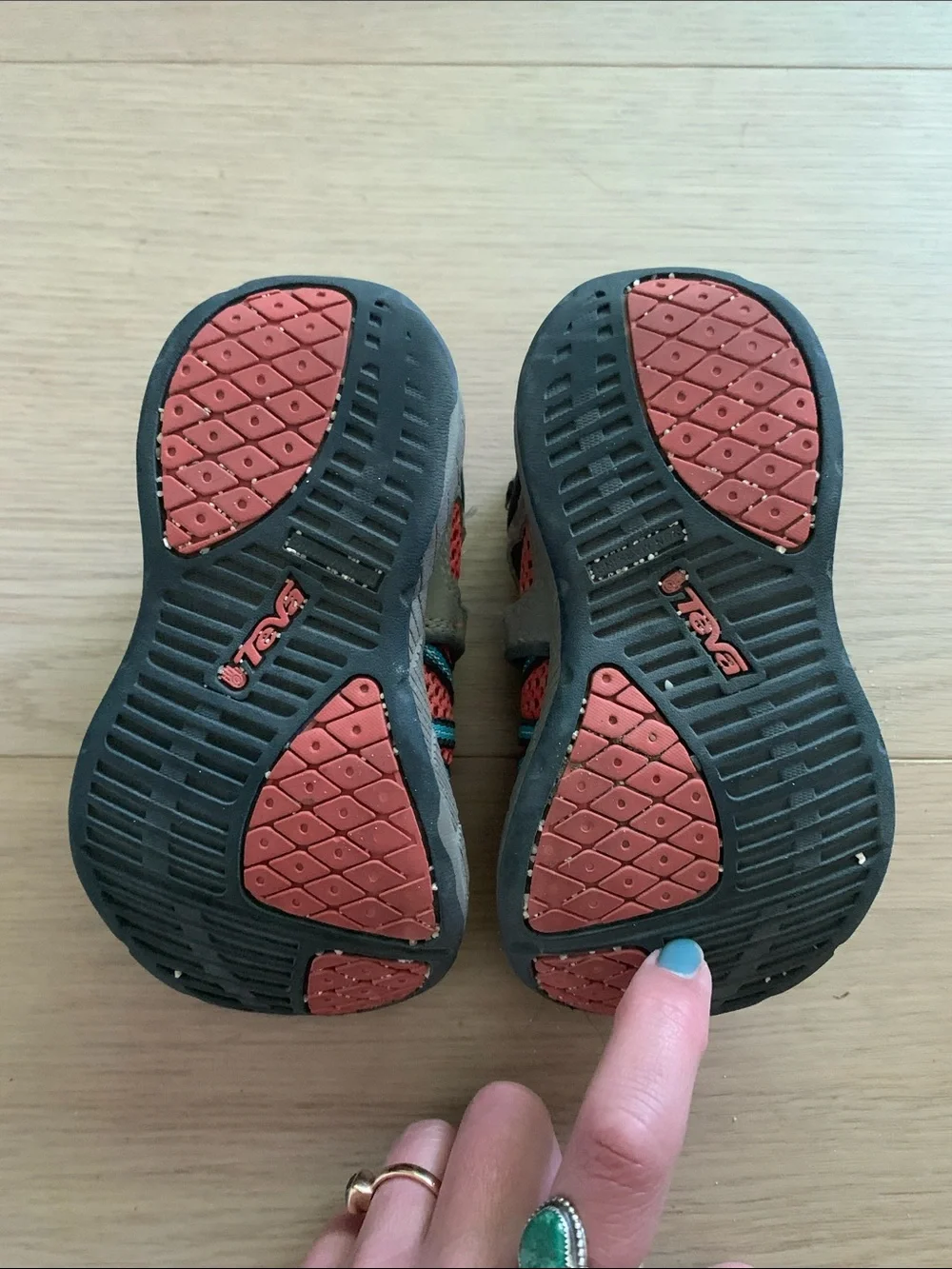 Teva breathable coral