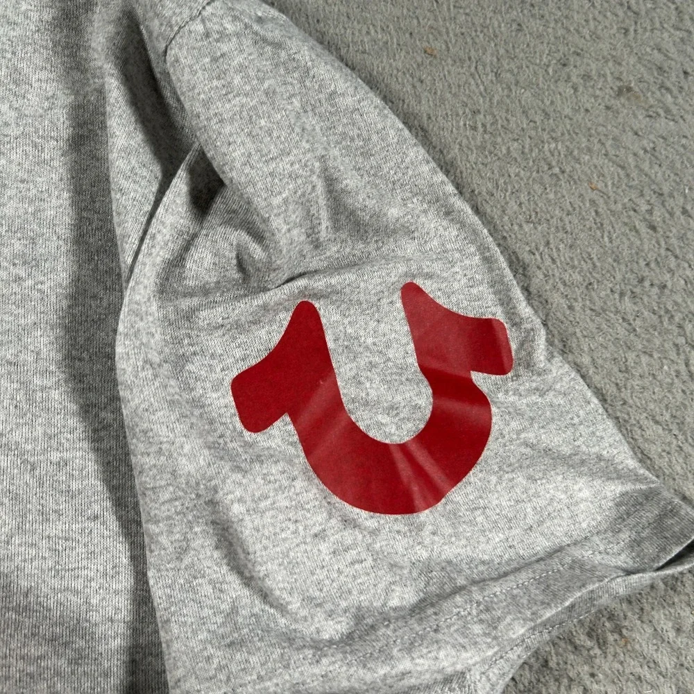True Religion description neck crew