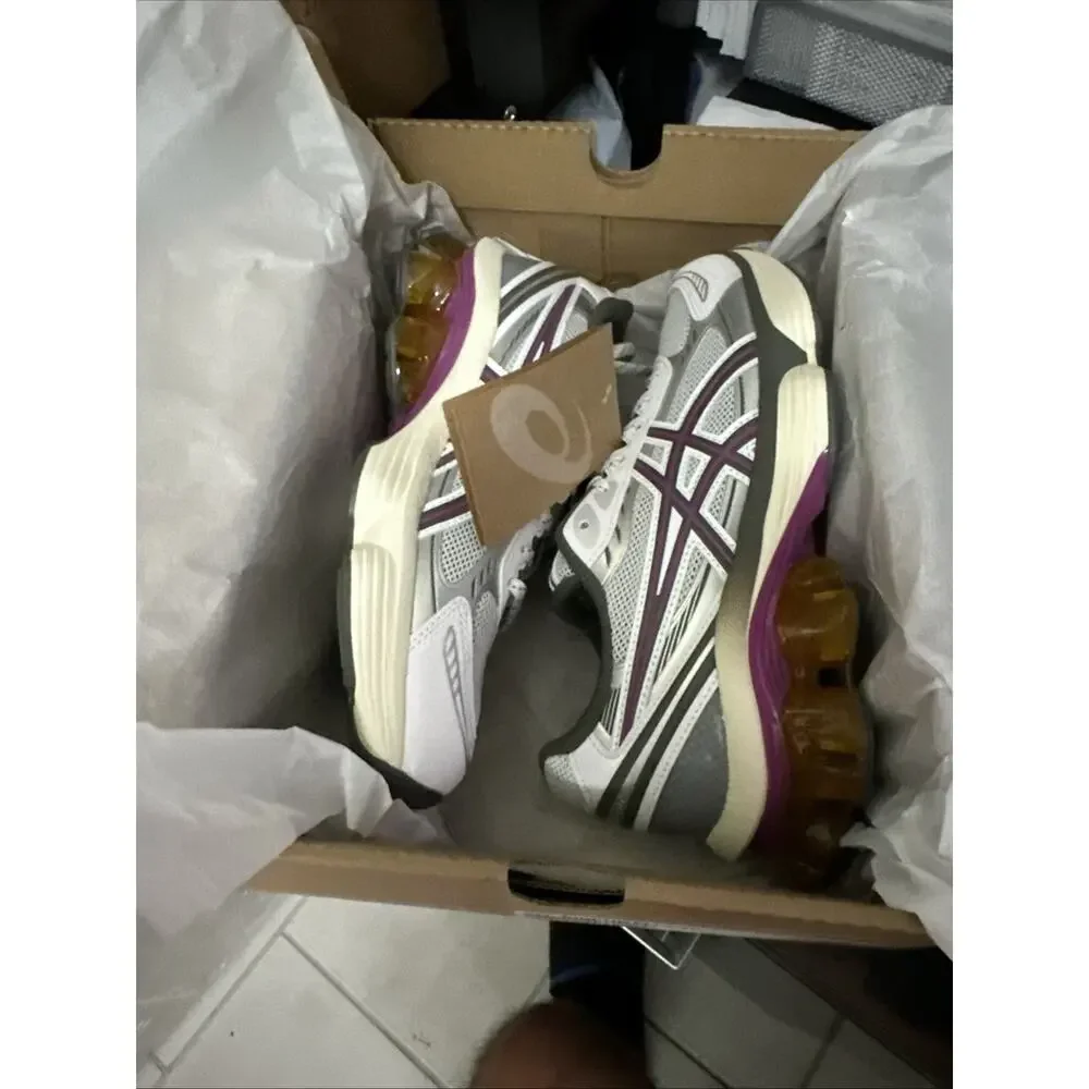 New Women's Size 9.5 Asics Gel-Kinetic Fluent White Truffle Grey 1203A591-100