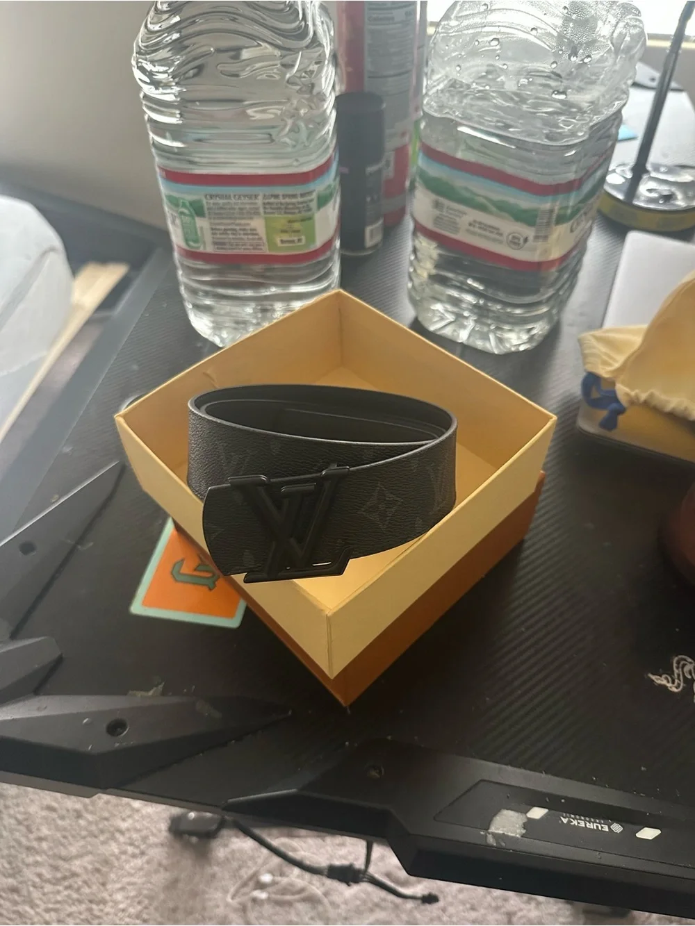 Black Louis Vuitton belt