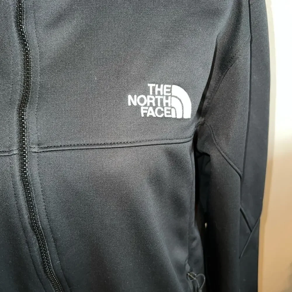 The North Face size zip