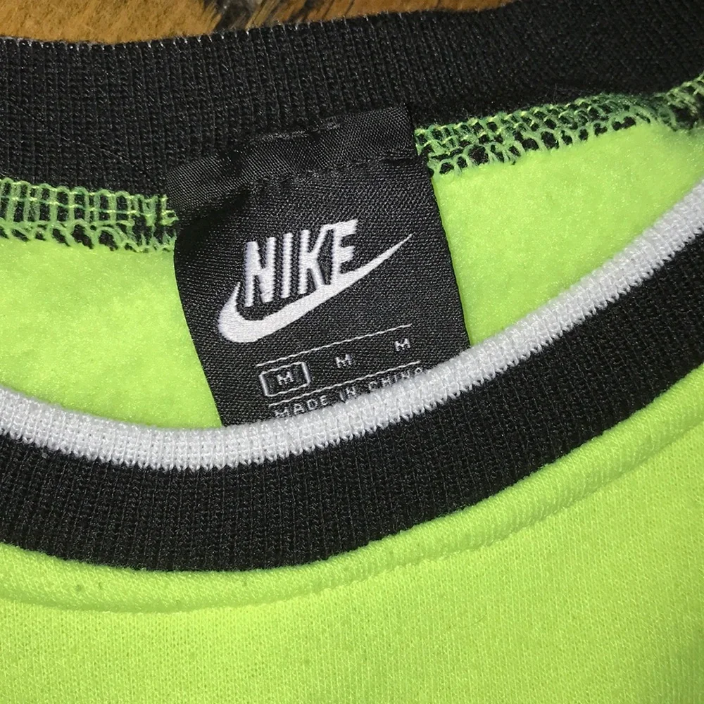 Nike neon lime