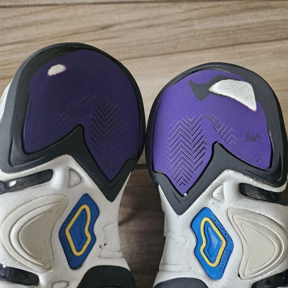 adidas stylish sneakers