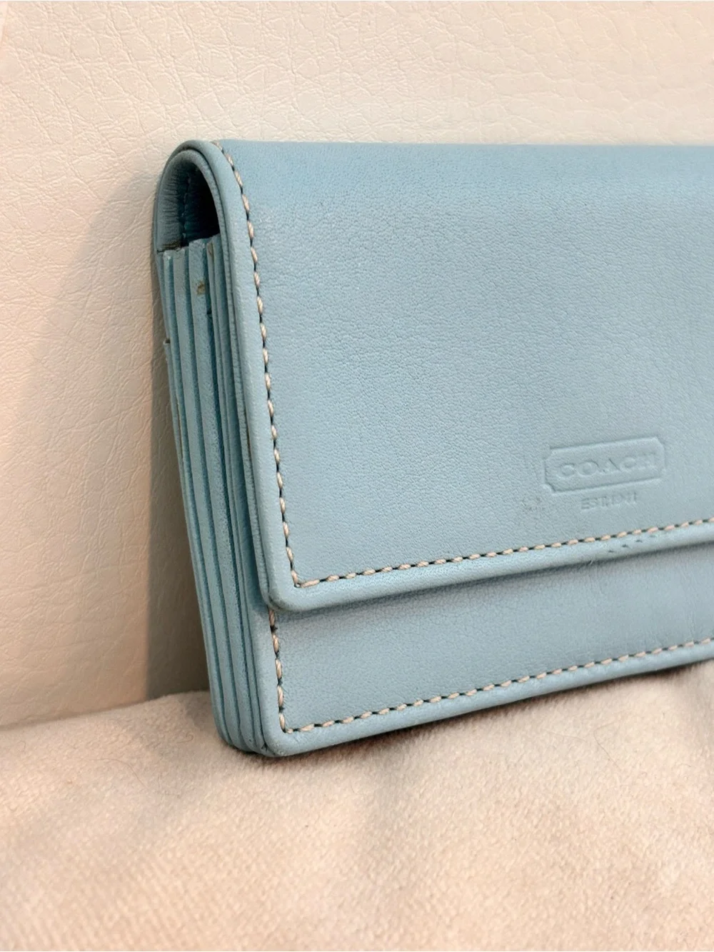 Coach legacy light