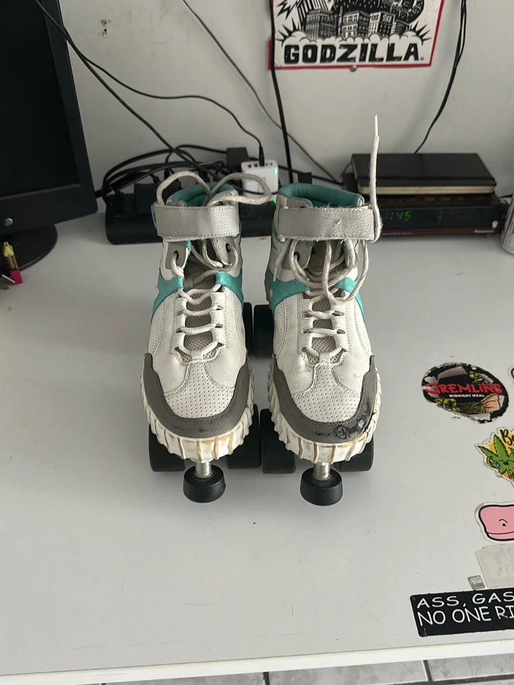 White & Teal Roller Skate Sneakers - Elite