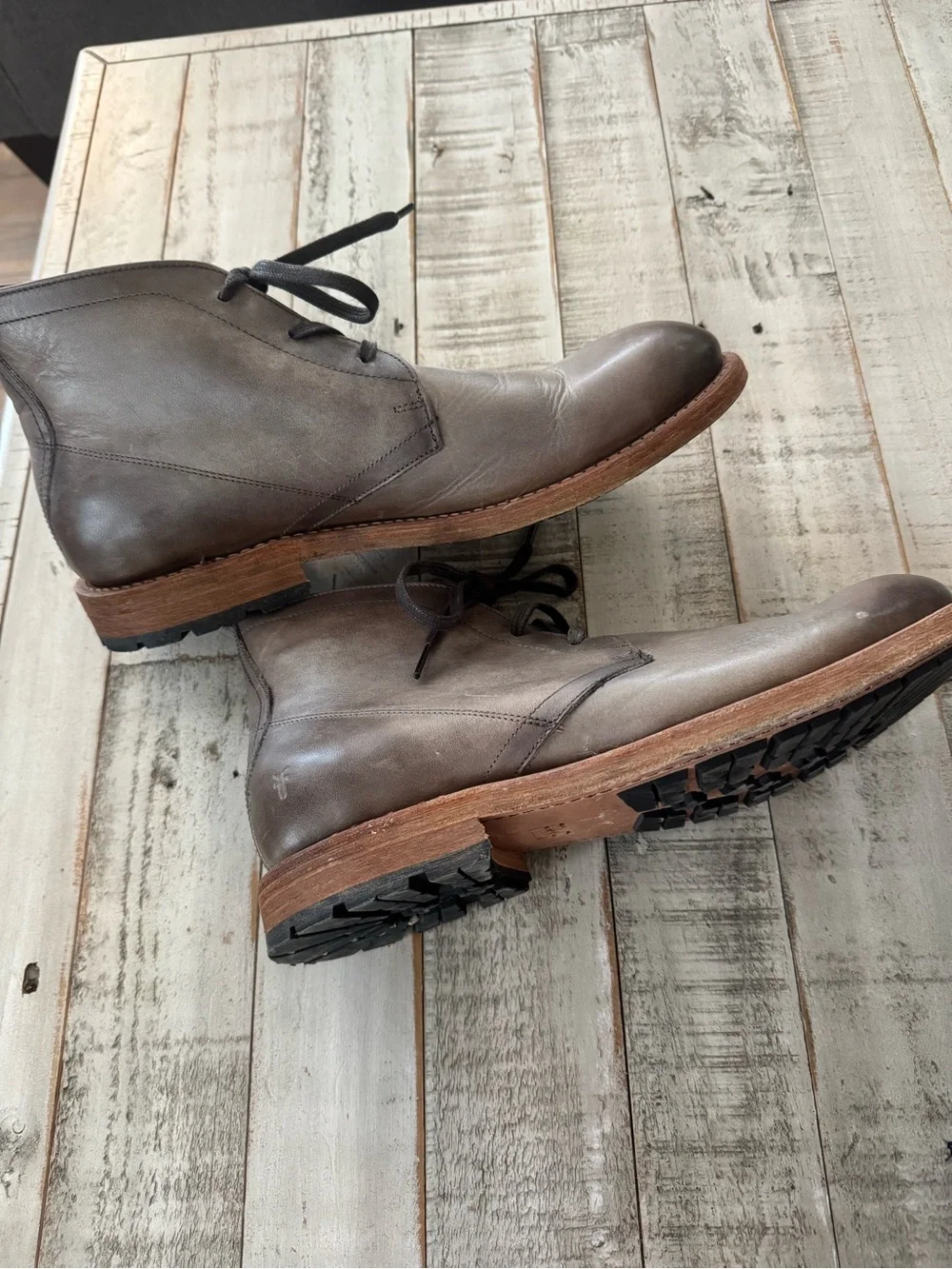 Frye Men's Taupe Leather Chukka Boots