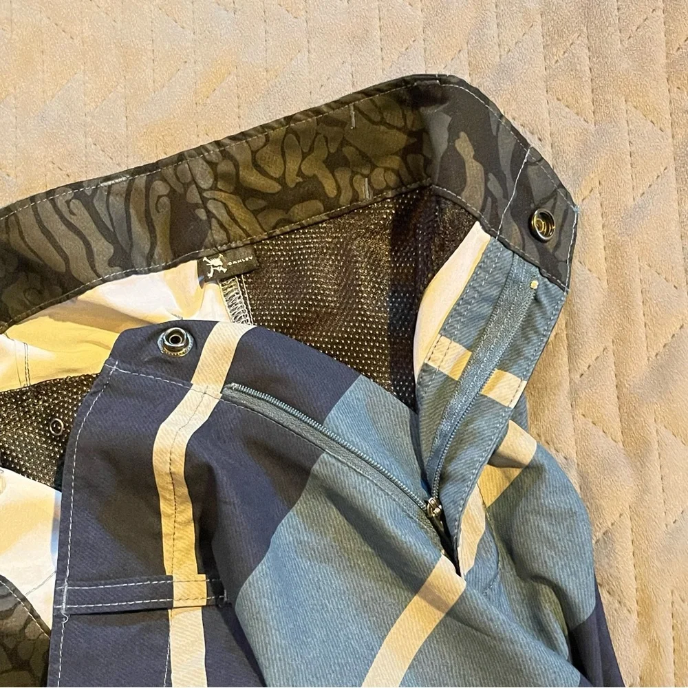 Oakley shorts mens size 30 EUC‎ blue/white