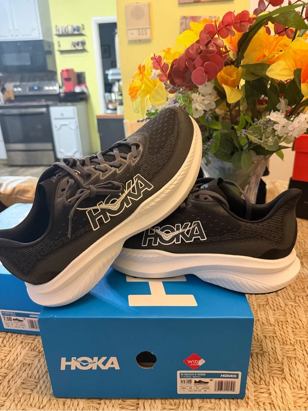 Hoka site 20 poshmark