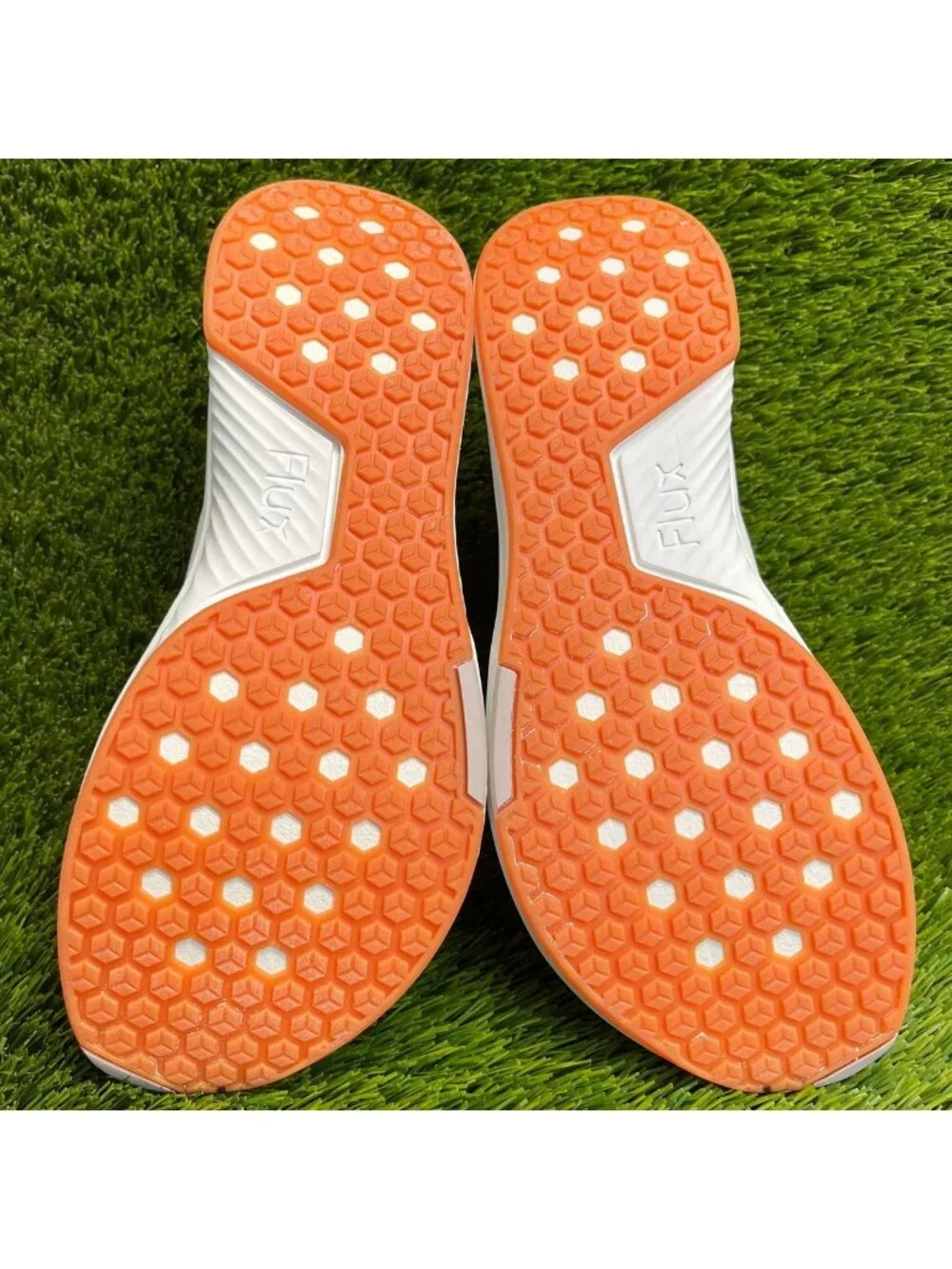 Flux Adapt Runner White Gum Mens Size 8.5 Running Walking Knit Shoes Sneakers