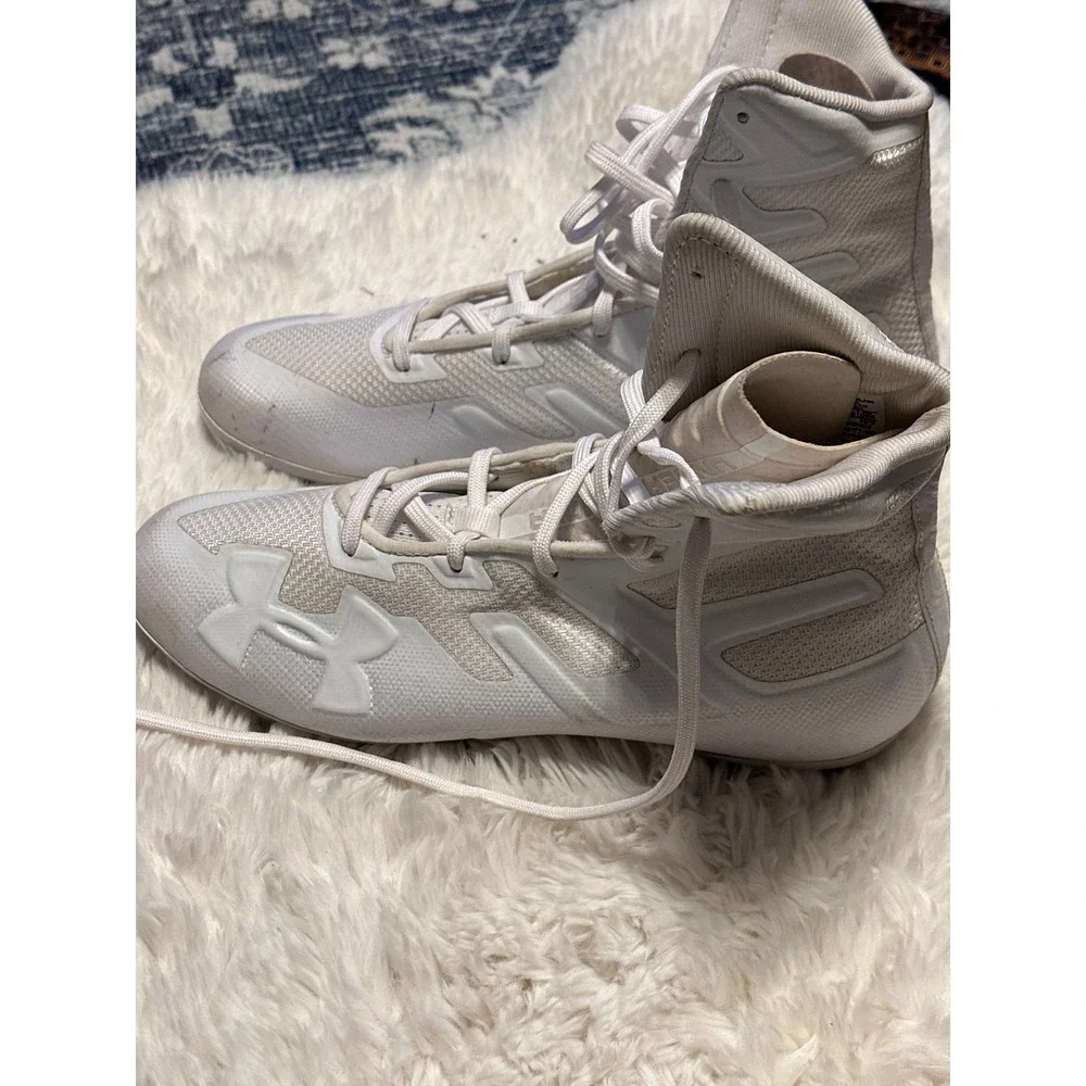 Under Armour Highlight MC Football Cleats White High Top 3000177-100 Mens 8.5
