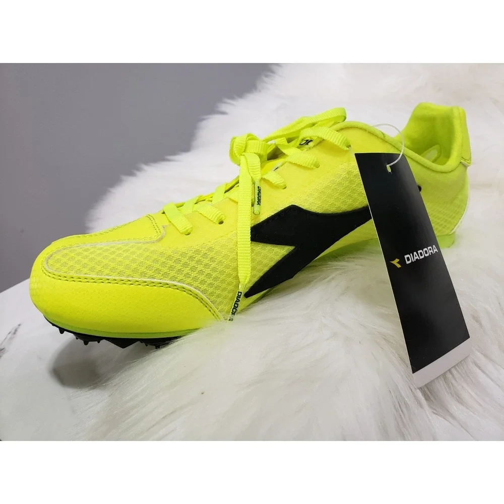 Diadora note typically