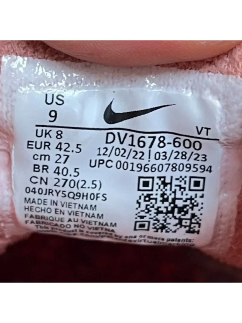 Nike Air VaporMax 2023 Flyknit Mens Size 9 Red Athletic Running Shoes Sneakers