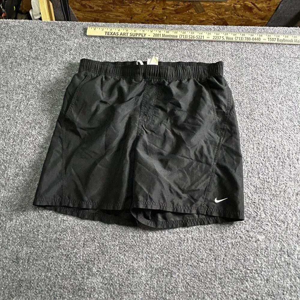 Nike Athletic Shorts Mens Size 34 Black Mesh Lined Gym Running Sportswear Pocket