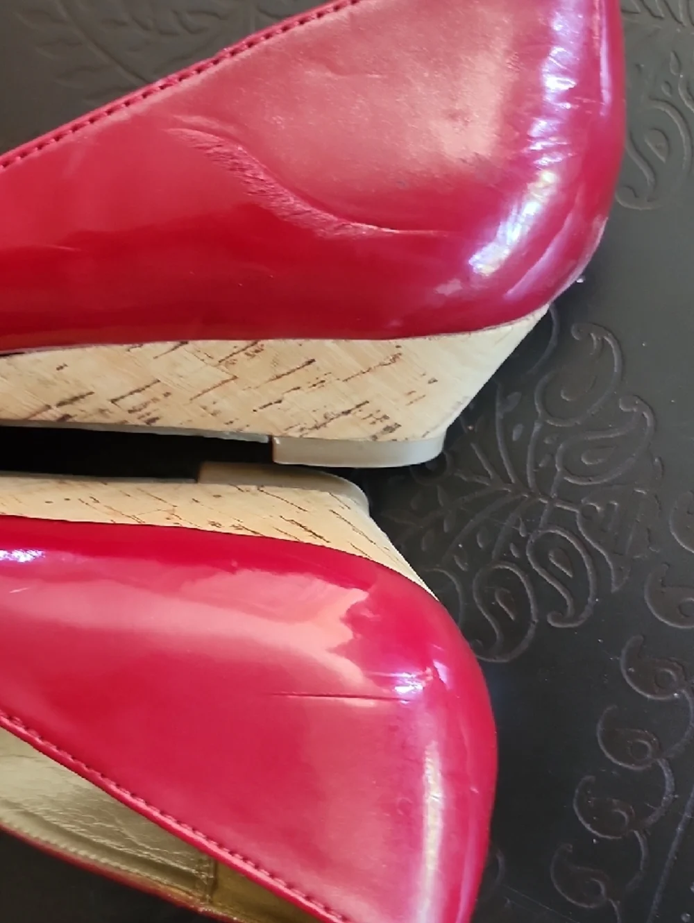 Kelly & Katie glossy red
