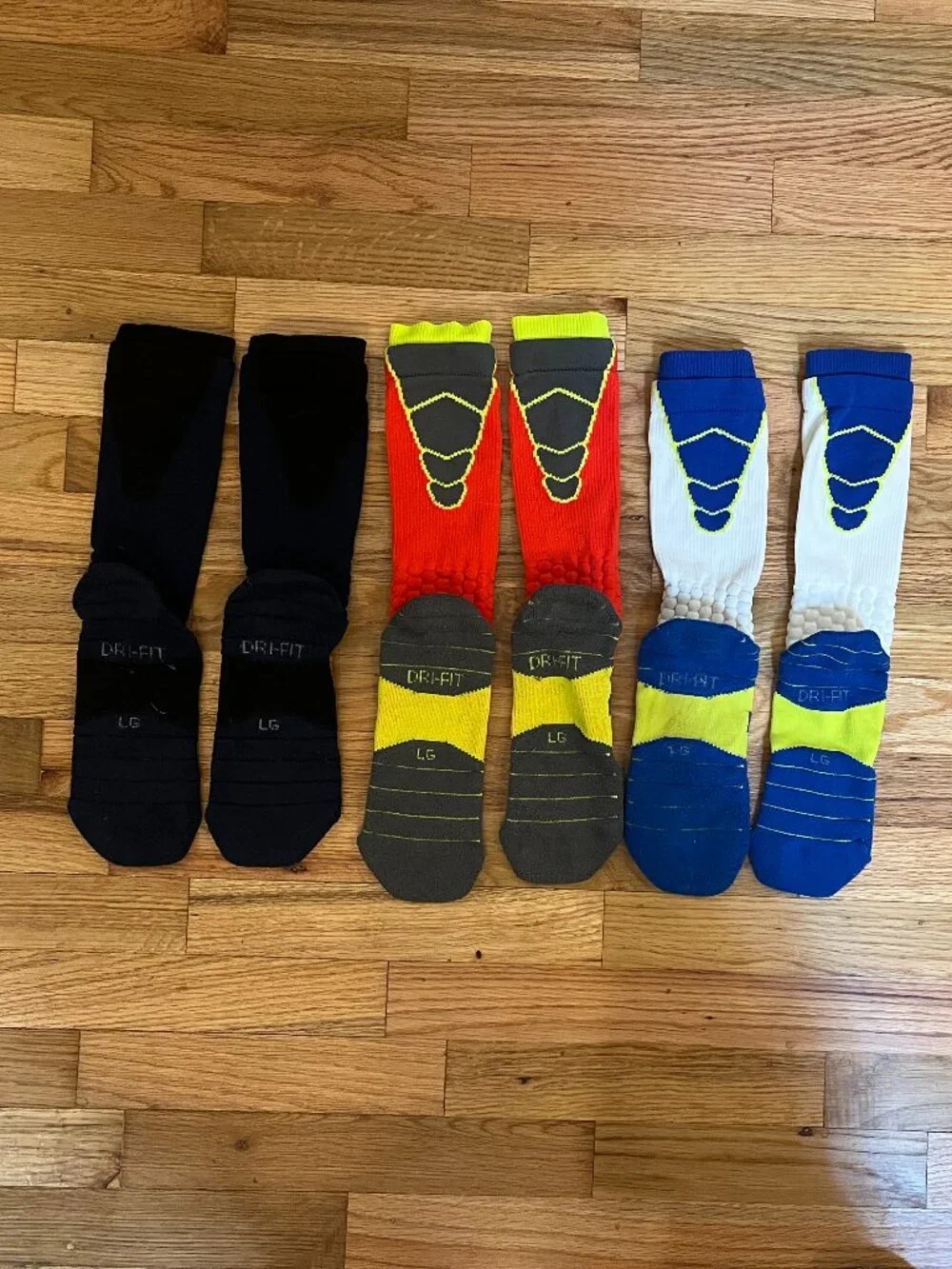 Nike pairs men
