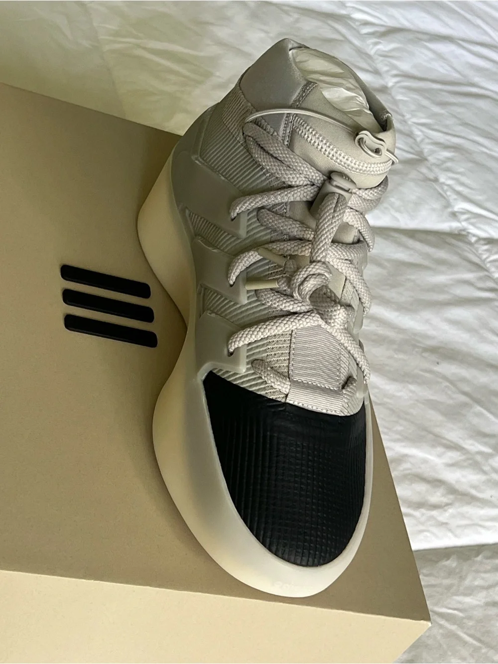 adidas clean white