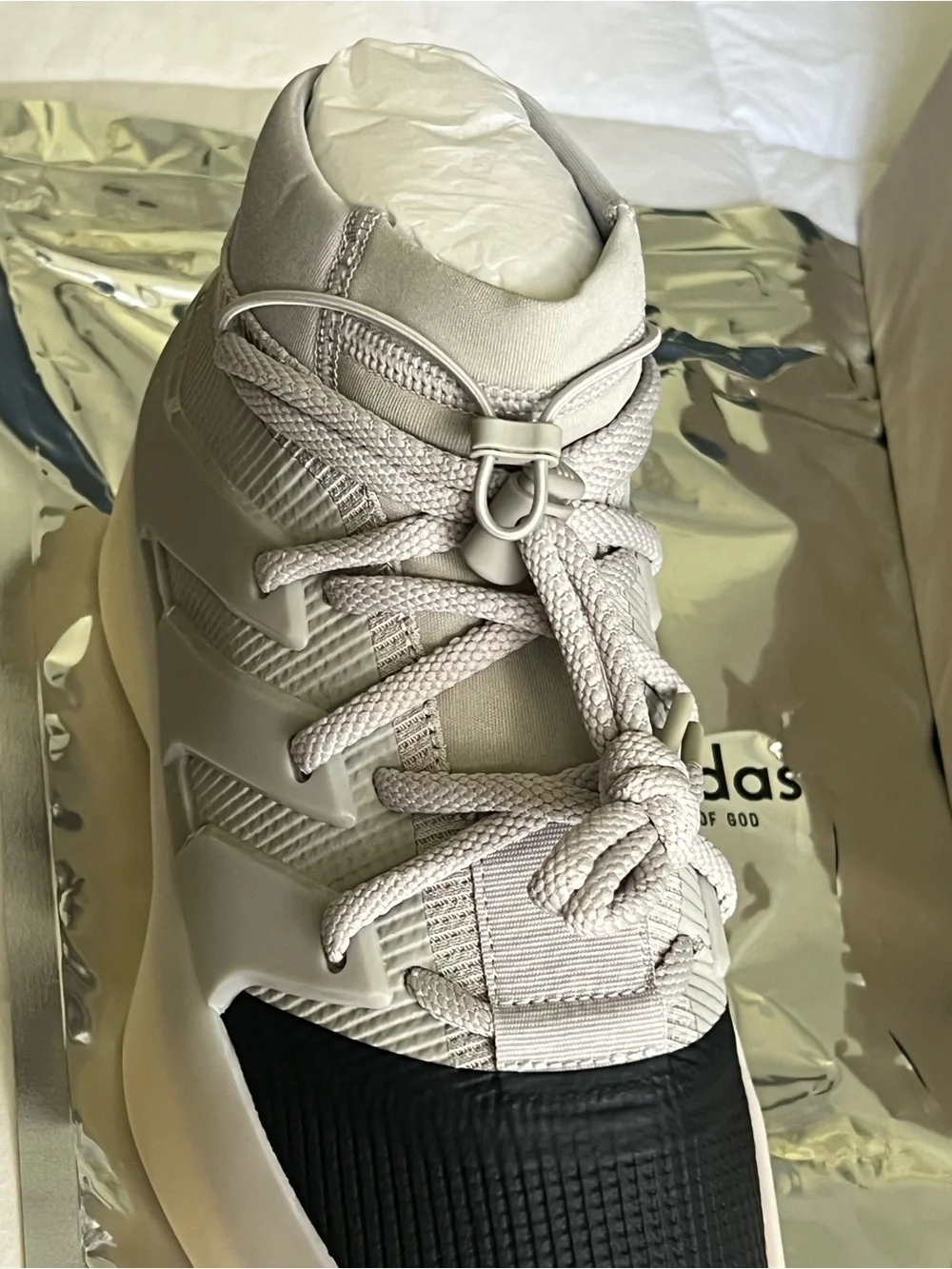 adidas clean white