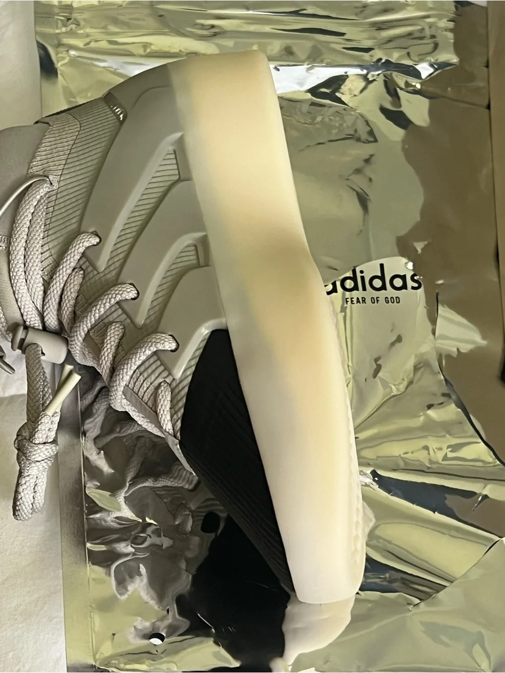 adidas clean white