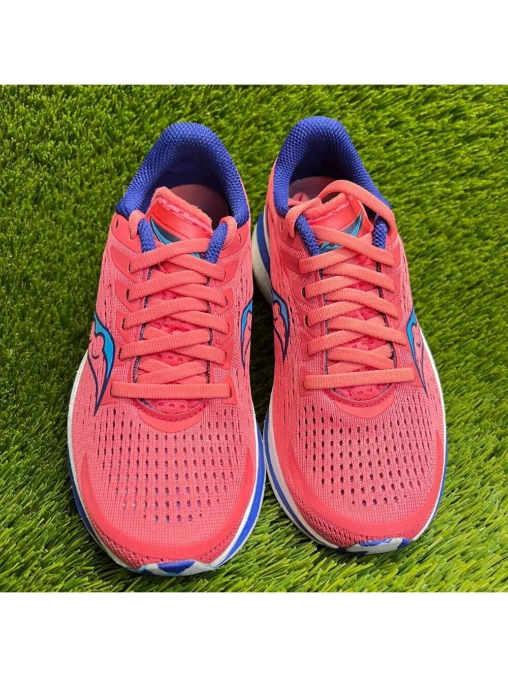 Saucony please review
